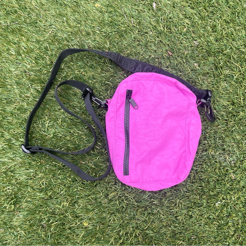 Baggu Sport Crossbody in Extra Pink - NWT